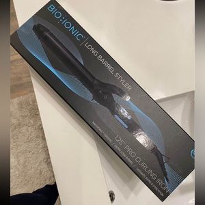 Bio Ionic Long Barrel 1.25” curling iron